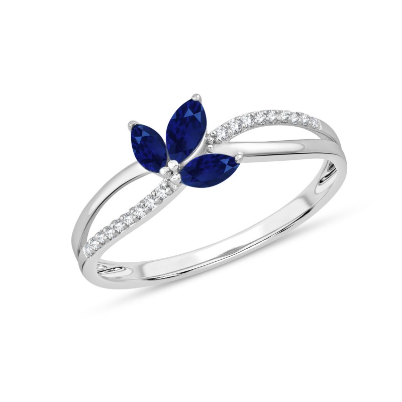 BAGUE SAPHIR  ET DIAMANTS W6/R19